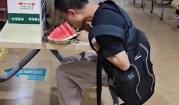 韦东奕吃瓜,揭秘数学天才的日常生活趣事