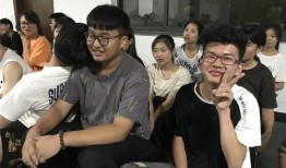 台上忽悠台下吃瓜群众,揭秘表演艺术与观众心理