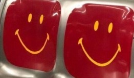 吃瓜现场文案搞笑,一场吃瓜现场的欢乐盛宴