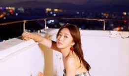 秦岚天台吃瓜,揭秘娱乐圈幕后真相