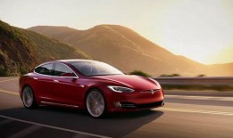 特斯拉吃瓜大戏,揭秘吃瓜大戏背后的真相与争议