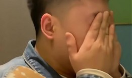 吃瓜河南女生视频,揭秘校园生活趣味瞬间