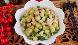 吃鸡瓜情侣,携手闯荡虚拟战场，共度欢乐时光