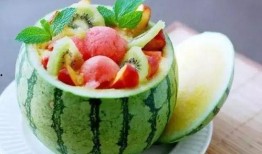 小跟班吃瓜,揭秘娱乐圈幕后故事