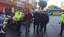 深圳交警吃瓜视频最新,一幕幕街头趣事引发网友热议