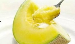 吃蜜瓜的勺子,品味夏日清凉的甜蜜瞬间