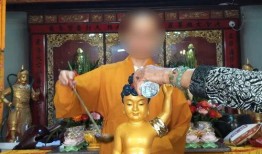 寺庙住持吃瓜,揭秘寺庙里的闲情逸致