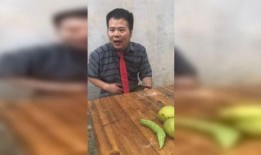 精神小伙吃瓜不给钱,引发网友热议