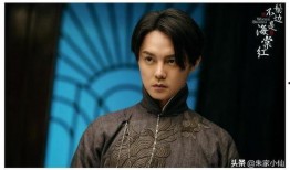 成毅吃瓜围兜,趣味瞬间，萌态十足